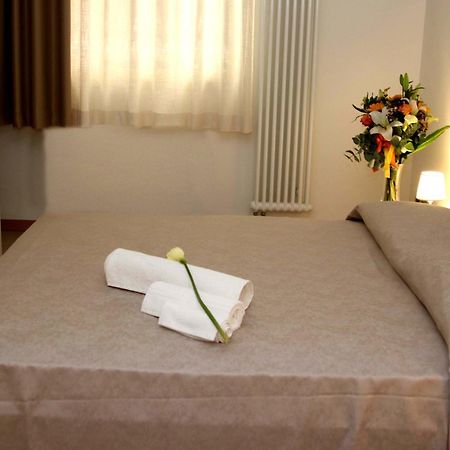 Dimoraviapiadue Apartment Savona Bagian luar foto