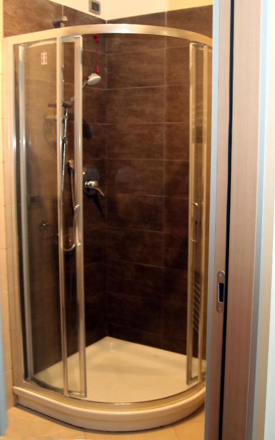 Dimoraviapiadue Apartment Savona Bagian luar foto