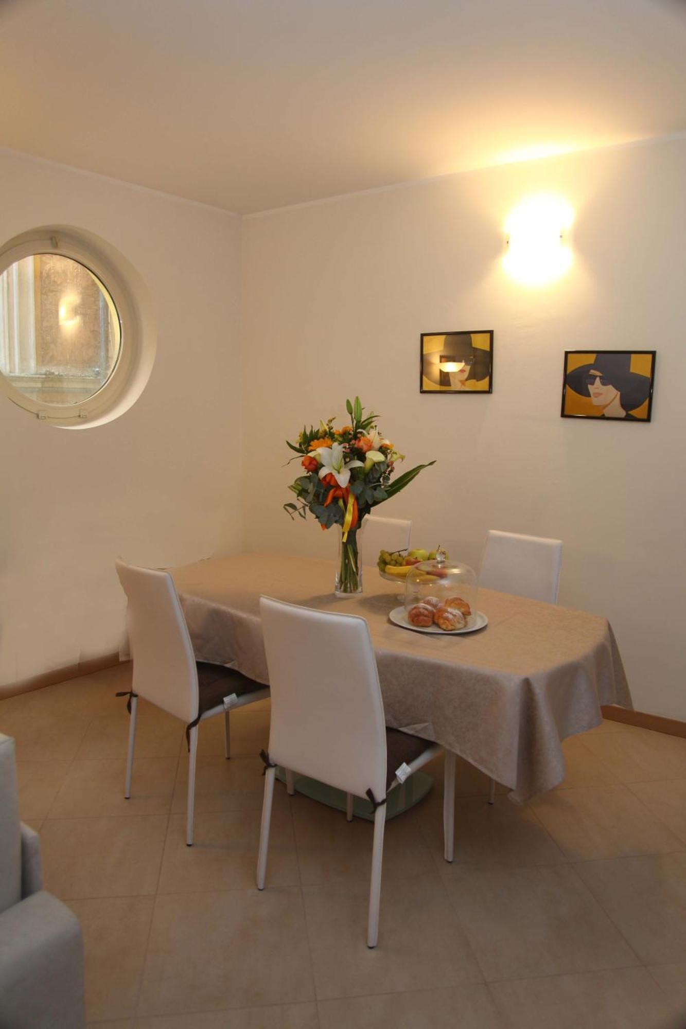 Dimoraviapiadue Apartment Savona Bagian luar foto