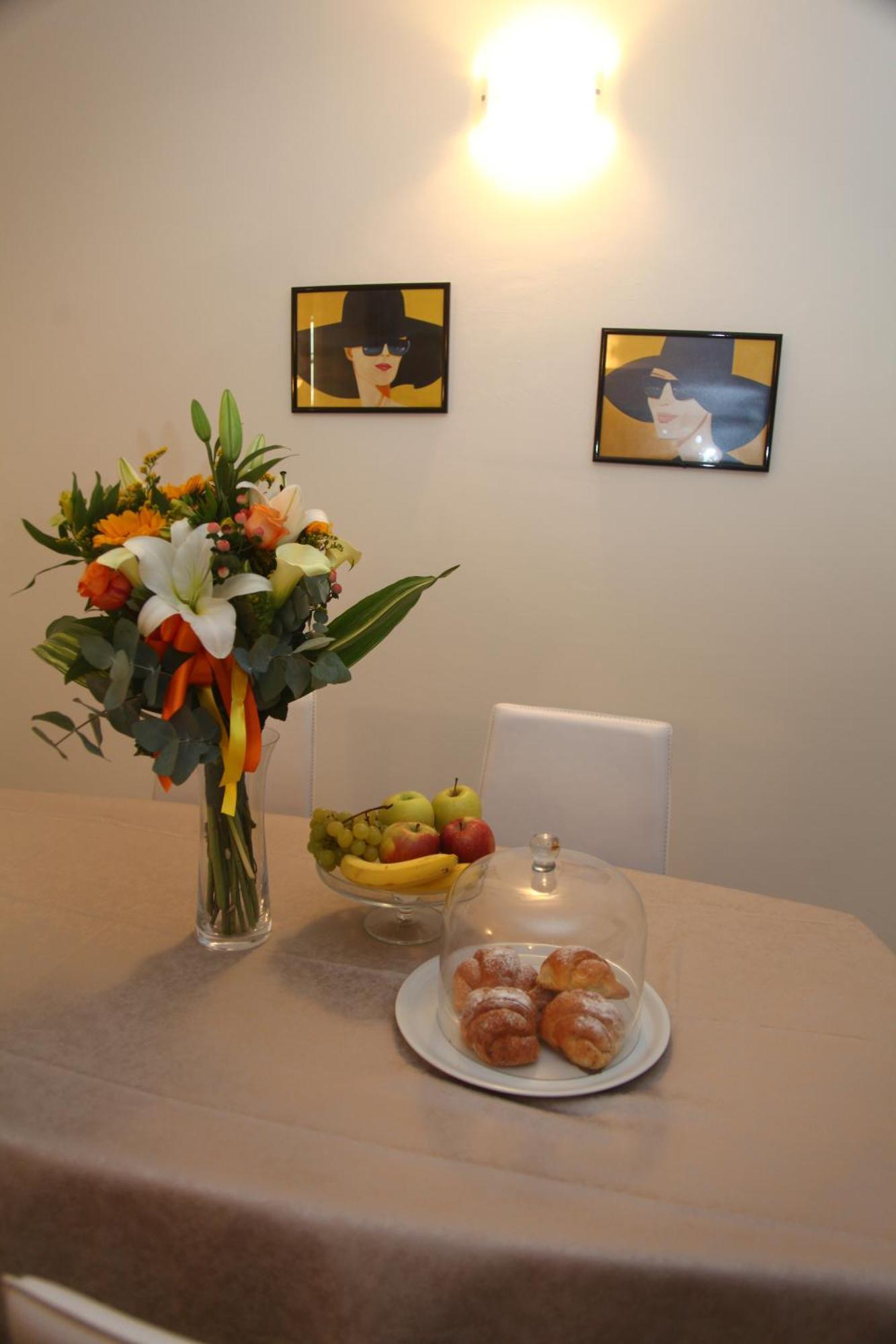 Dimoraviapiadue Apartment Savona Bagian luar foto